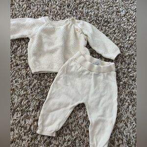 H&M Ivory Knit Baby Outfit